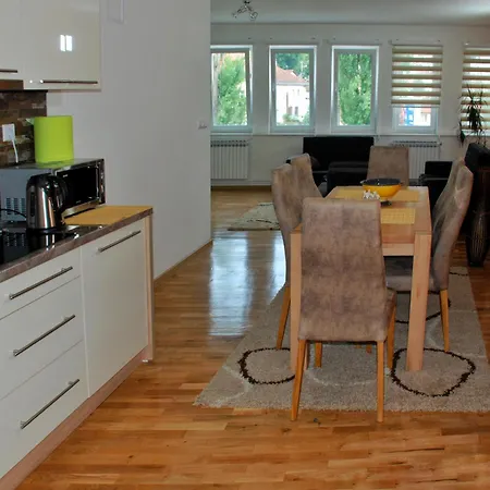 Lux Apartman Leka سراييفو