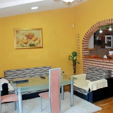 Lux Apartman Leka سراييفو