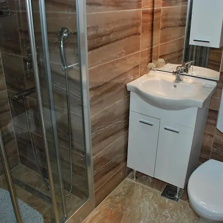 شقة Lux Apartman Leka