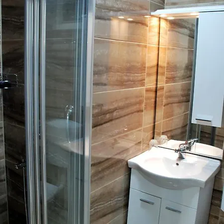 Lux Apartman Leka