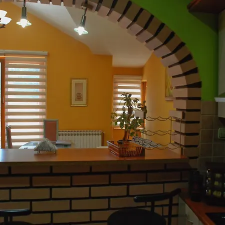 Lux Apartman Leka